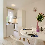 Paola Apartmán Pula